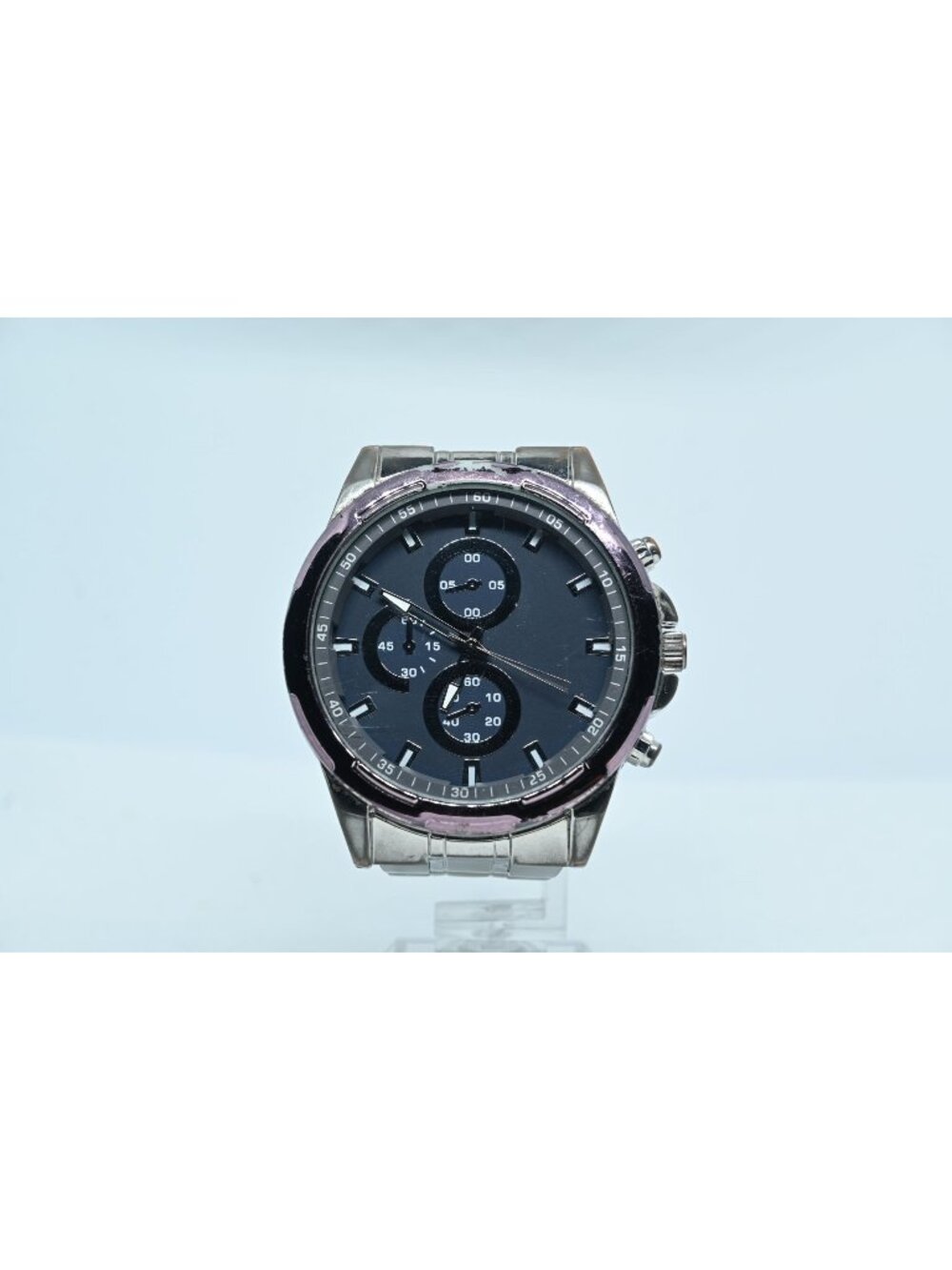 Men's Chronograph-Style Watch Black Dial Silver Stainless Steel Bracelet
